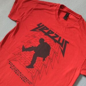 Kanye West Yeezus Tour T-Shirt Red Gildan Heavy Cotton Mens Large‎ Graphic Tee